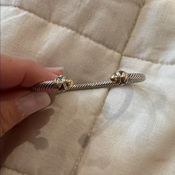 David Yurman Silver and Gold Cable Bracelet - Picture 4 of 7